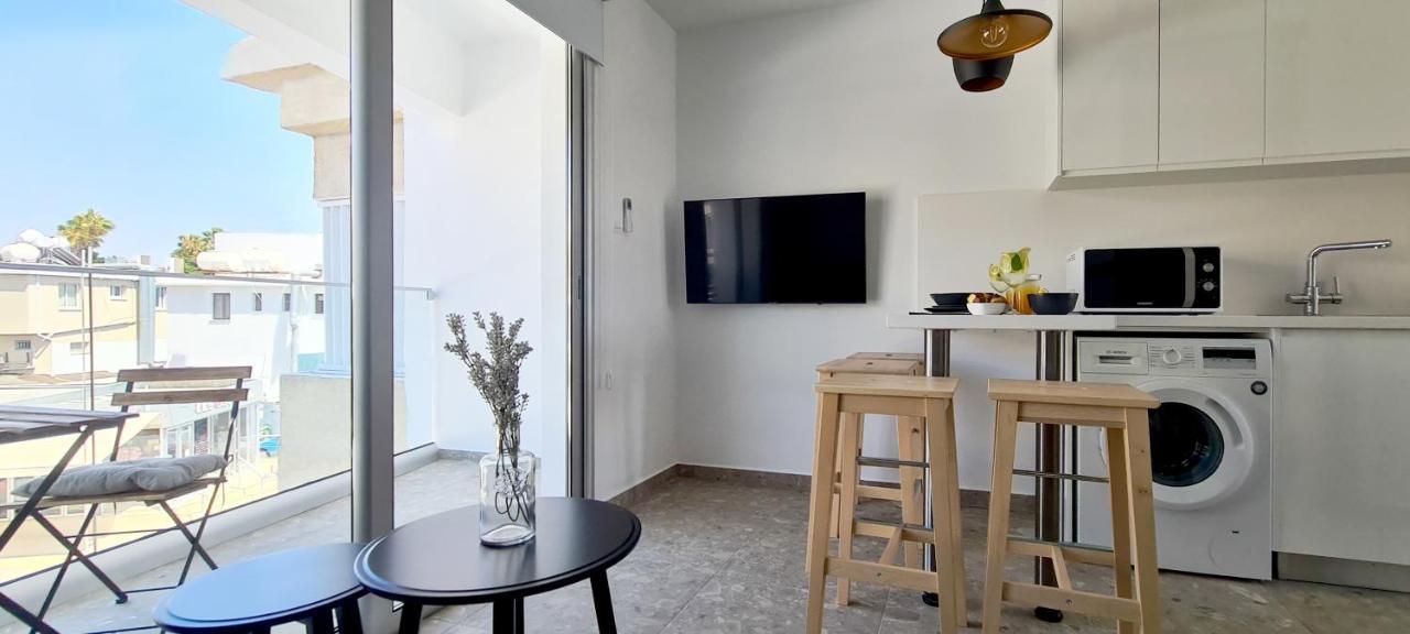 Apartamento Phaedrus Living Seaside Luxury Flat Athina 113 Paphos Exterior foto